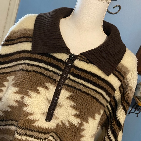 a.n.a, Fleece Poncho - Picture 2 of 9